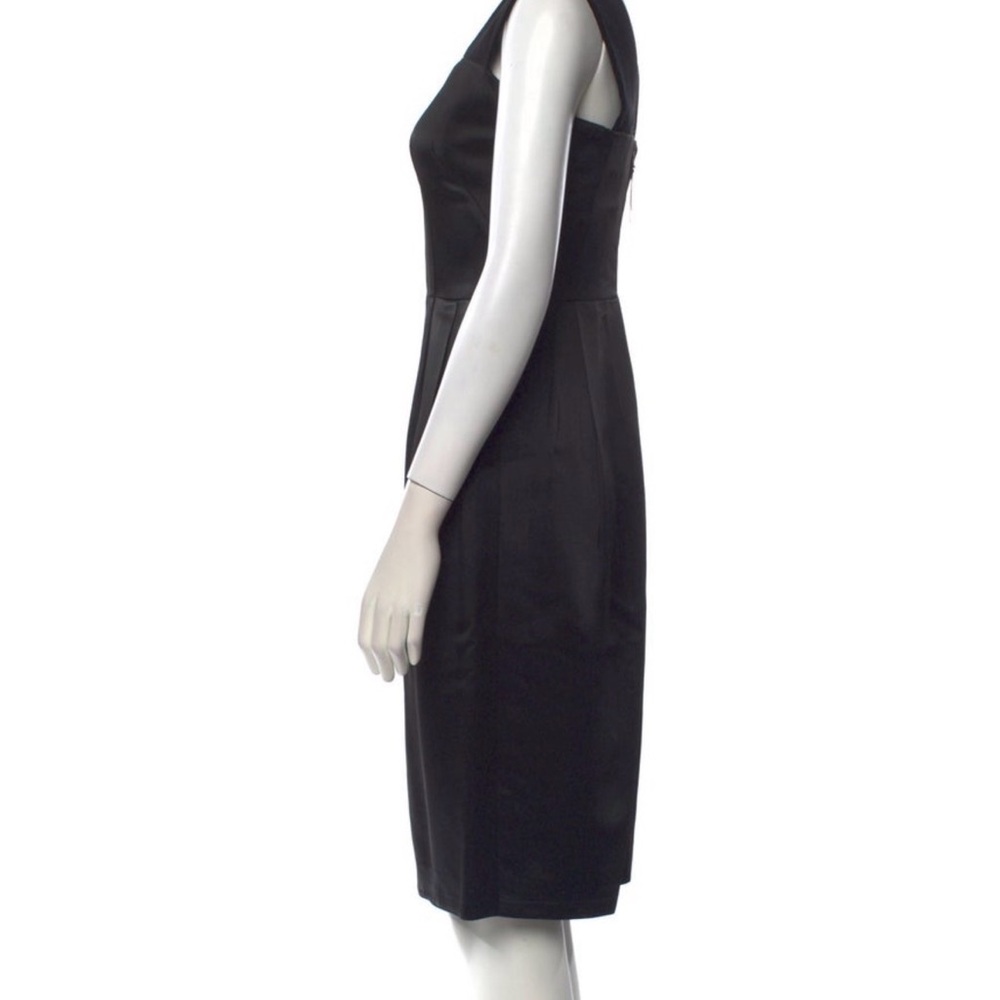 Dolce & Gabbana classic black structured satin cocktail dress with velvet straps - Picture 4 of 7